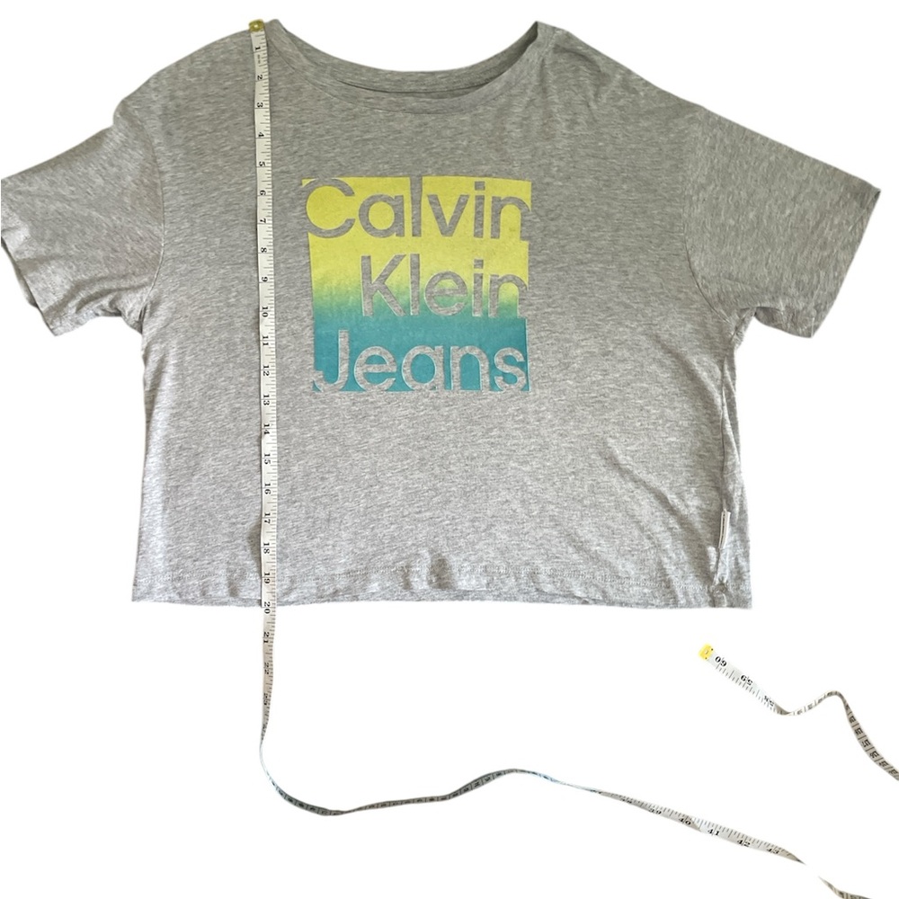 Calvin Klein Gray T-Shirt